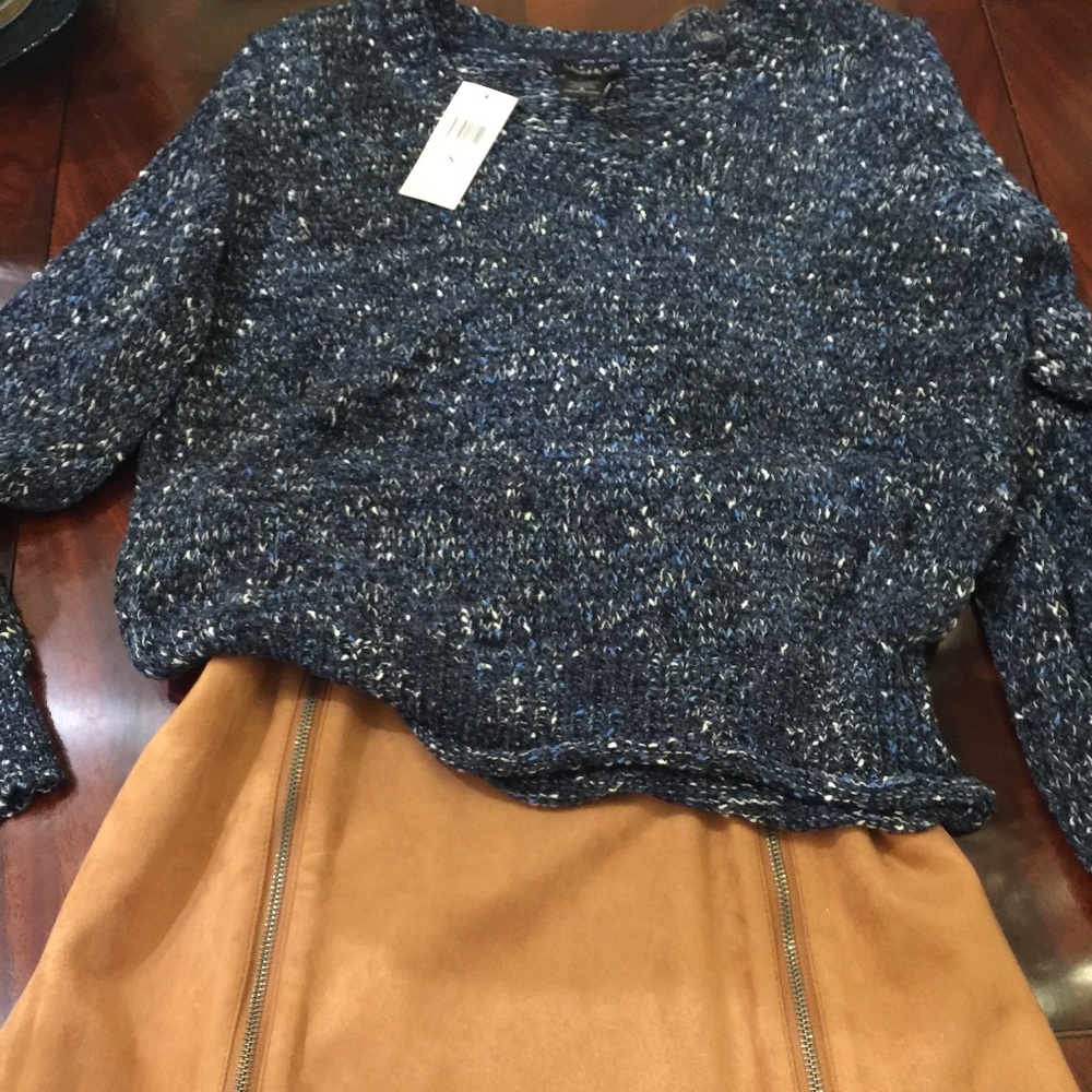 Speckled Blue and White Soft Chunky Sweater - NWT